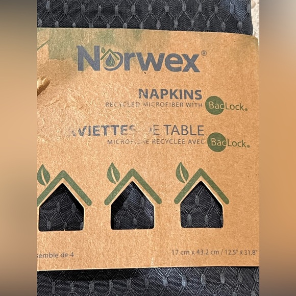NWT Norwex BUNDLE 4 pcs NAPKINS Antibact REUSABLE - Picture 3 of 9
